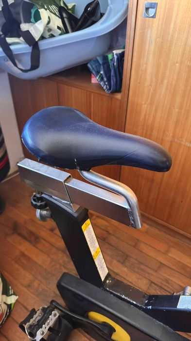 Bicicleta estática em bom estado