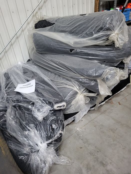 Materiał pikowany ocieplacz i podszewka