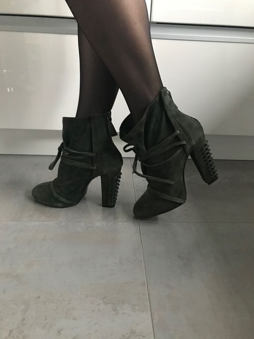 Botki włoskie firmy L Estrosa  Skóra Nubuk  roz.37  kolor Khaki