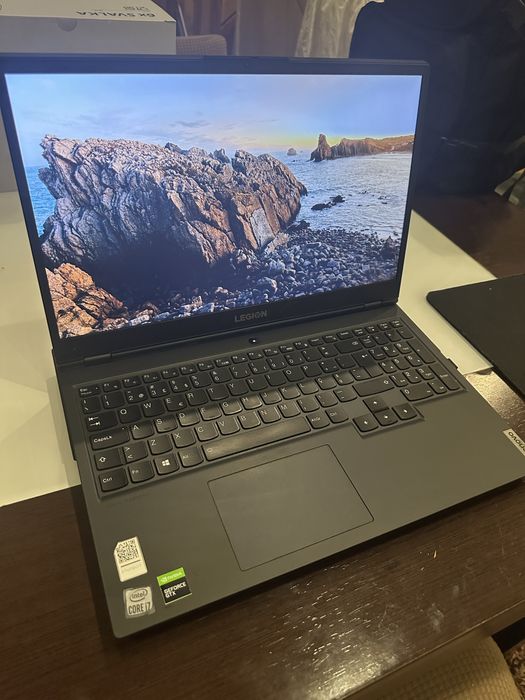 Lenovo Legion 5 15IMH05, I7, Nvidia GeForce GTX 512Gb
