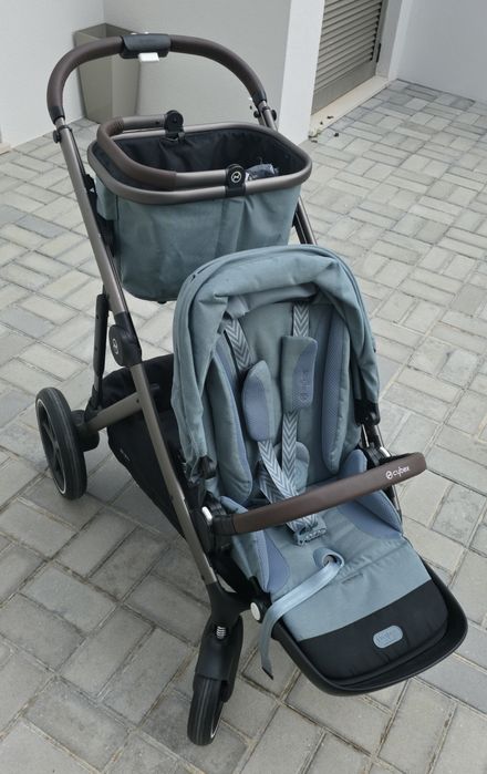 Carrinho Cybex Gazelle S com acessórios