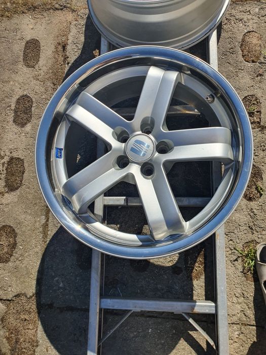 Felgi aluminiowe 17 radius rezerwacja