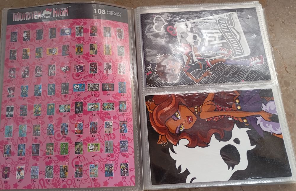Monster High Álbum Quase Completo