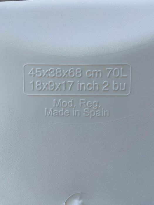 Cesto de roupa 70 litros como novo