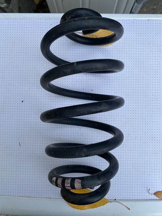 Пружина задня Audi A4 B7/6