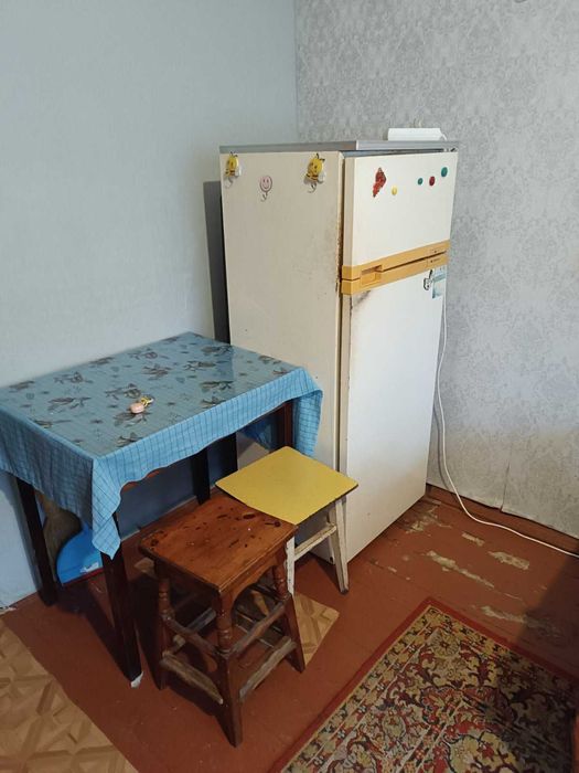 Продам  кімнату в гуртожитку   центр
