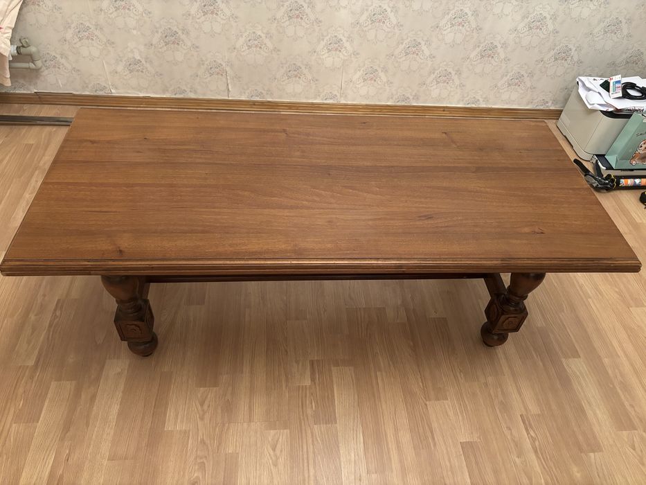 Продам журнальний стол