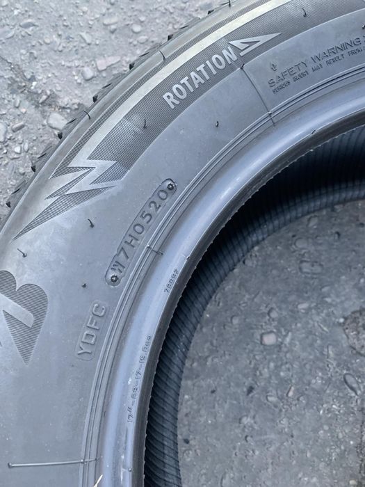 Шини 225/60 R17 пара Bridgestone 2020p зима 7,4мм