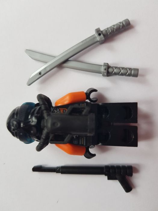 Minifigurka Lego Ninjago  " COLE"