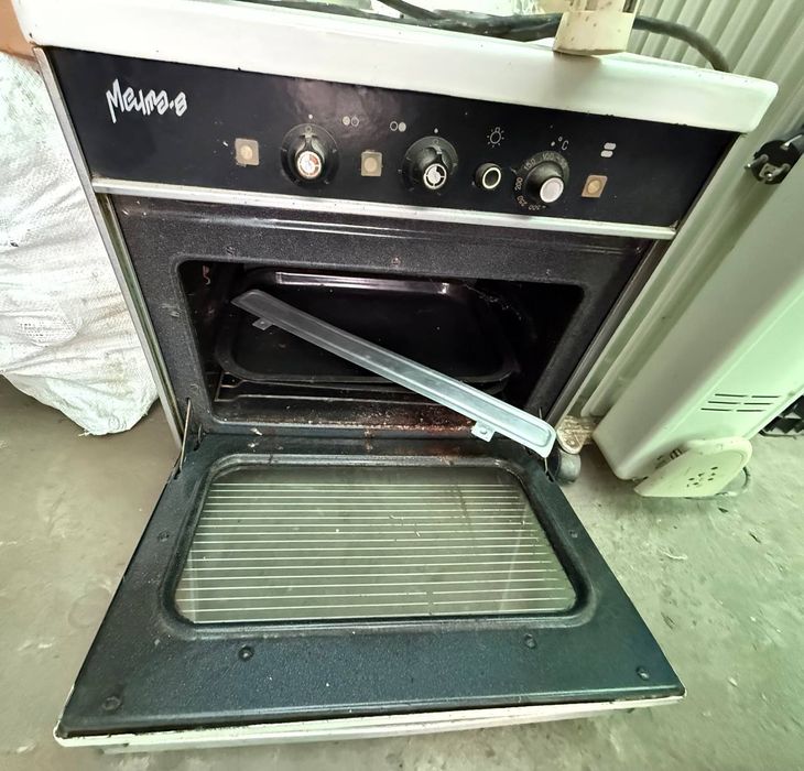 Электрическая плита/духовка Мечта-8