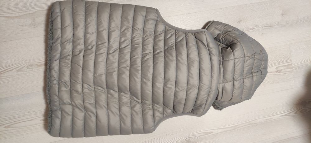 Тепла желетка двухстороння 44-46р.