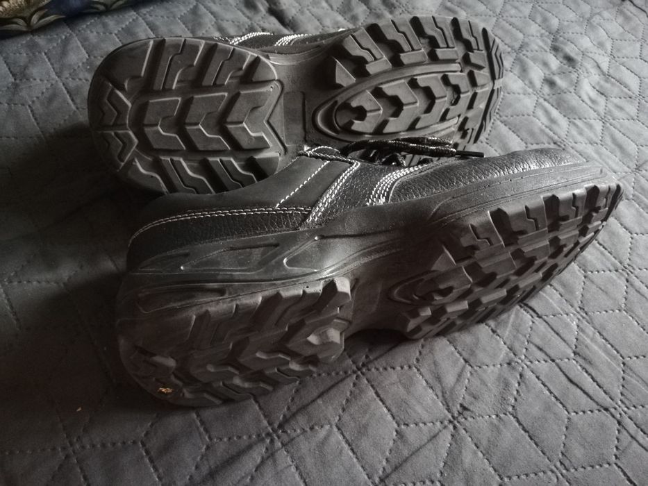 Sprzedam buty robocze damskie, r. 41