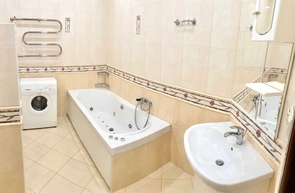 Апартаменты с джакузи. Центр: пр. Яворницкого,Мост-Сити. Собственник