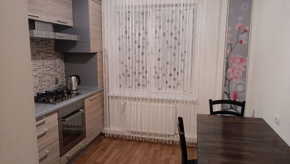 Здам 3х кімнатну квартиру з хорошим ремонтом на Виставці