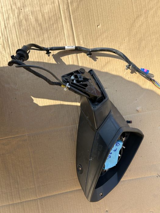 Audi Q7 4M0 Ауди ку7 4м0 зеркало правое  +камера+ассистент