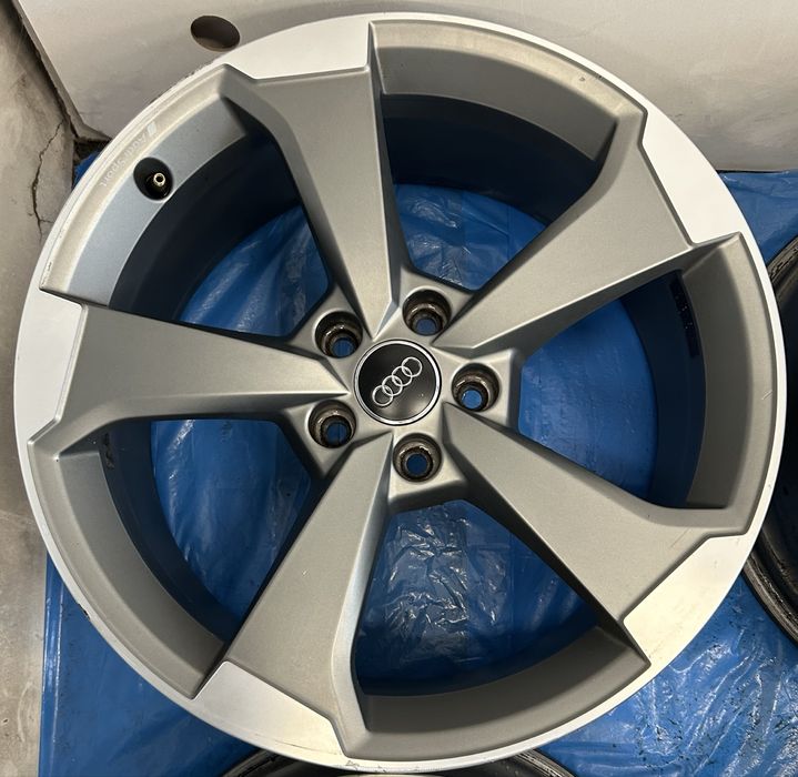 676 Felgi Aluminiowe Oryginał AUDI R 17 5x112 otwór 66,6