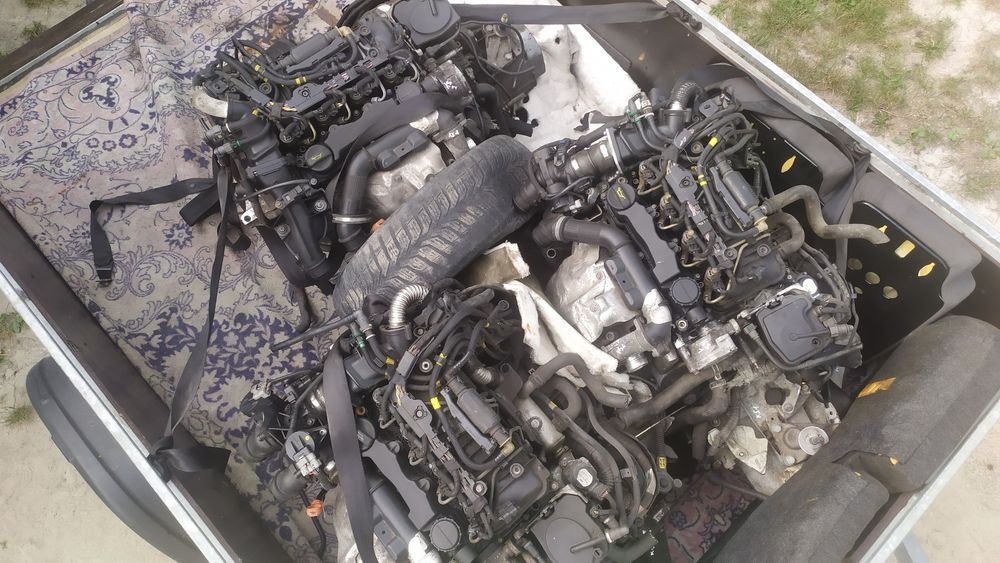 Двигун мотор двигатель 1.6 hdi тдсі D4164T Форд Вольво  пежо сітроен