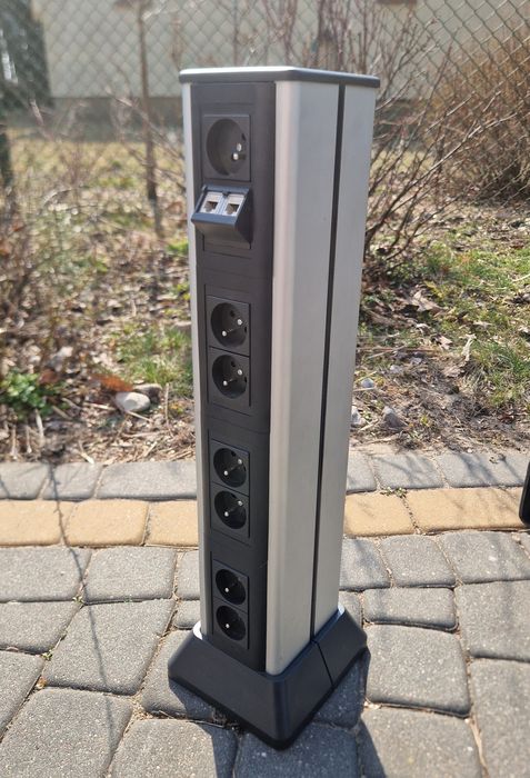 Kolumna gniazd Simon