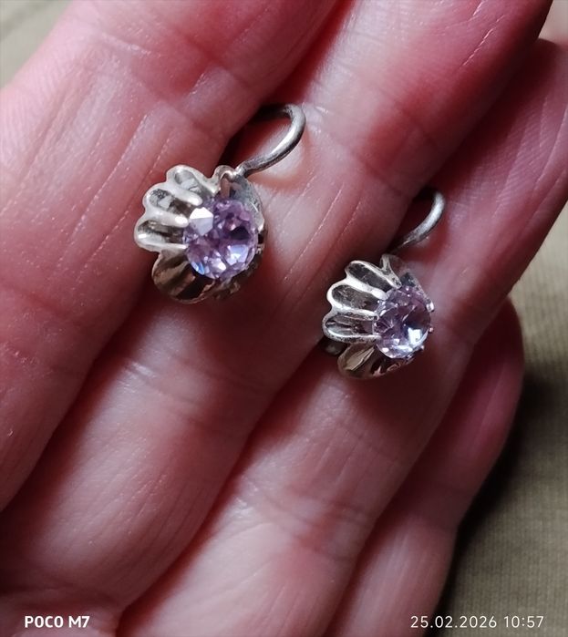 Старые антикварные серьги с именником