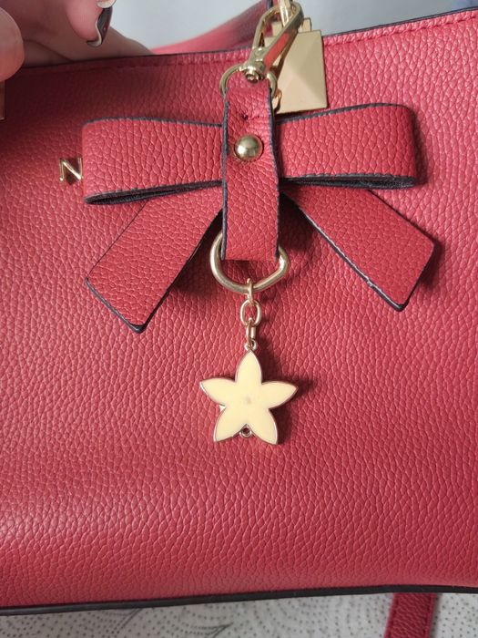 Nowa torebka listonoszka