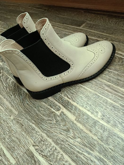 Ботінки челсі Corso Vito р.39