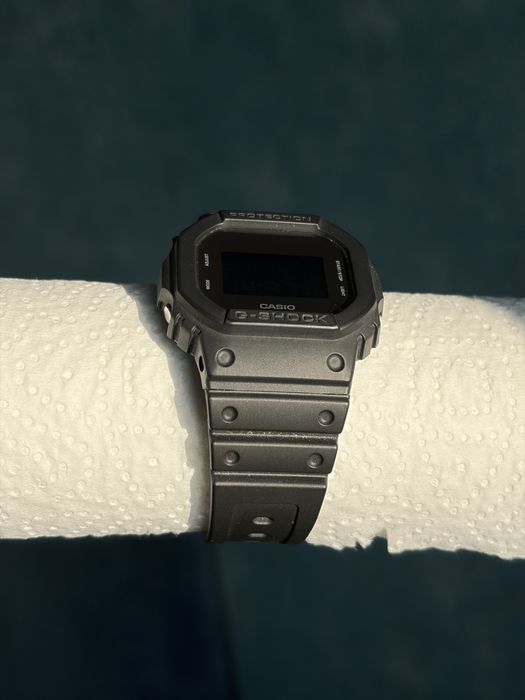 Casio G-Shock DW 5600bb Ninja годинник часи