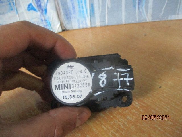 Motor da comporta da sofagem MINI Mini Countryman (R60)
