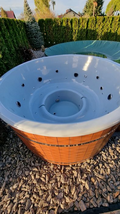 Jacuzzi ogrodowe balia wanna spa