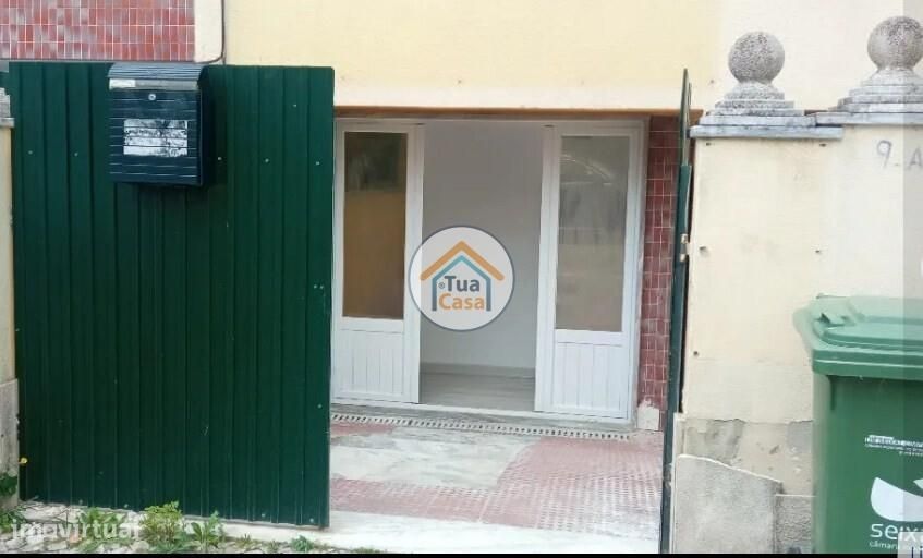 Loja transformada em T2