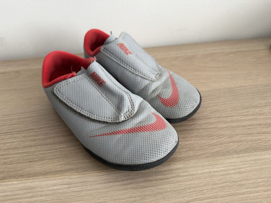 Buty dziecięce nike 29,5- 18cm