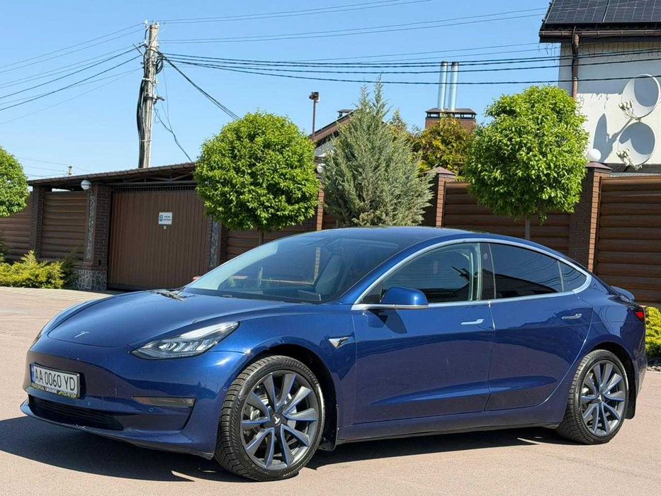 Tesla Model 3 2017 75 kWh RWD