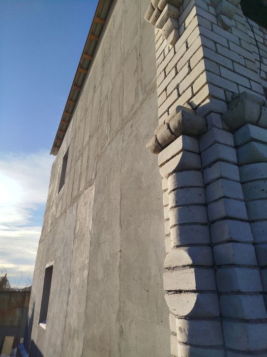 Продам 2-этажный дом