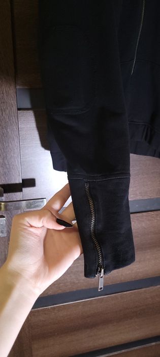 Bluza czarna z kapturem