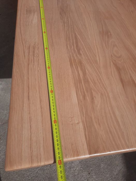 Mesa de jantar em carvalho maciço