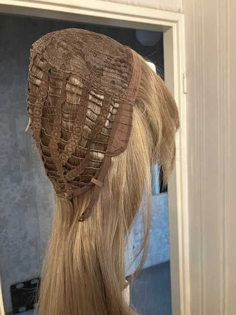 Peruka blond perłowy śliczny kolor, nowa