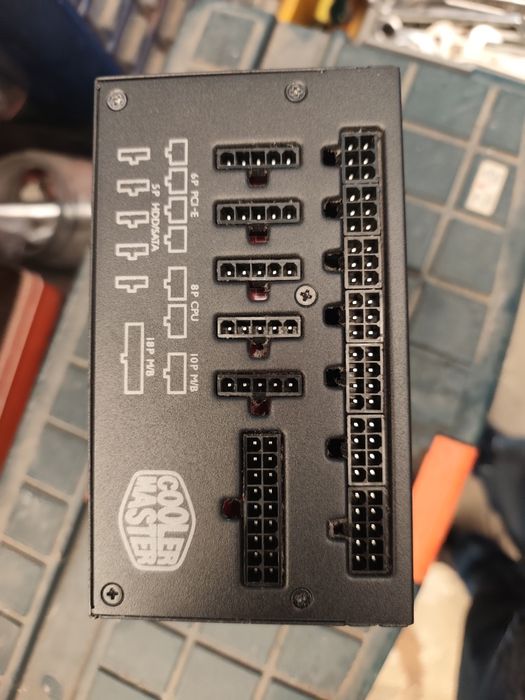 Fonte de alimentação Cooler Master V1000  80 Plus Gold