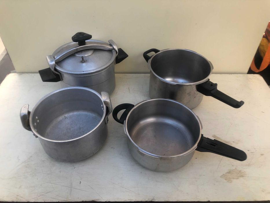 Panelas de Pressão incompletas