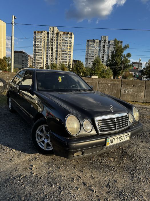 Мерседес w210 1996 2.0
