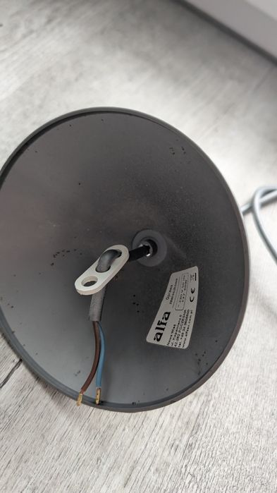 Zawiesie do lampy e27