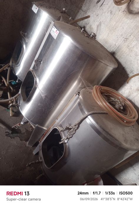 Cubas em inox de 250 e 500 ltros