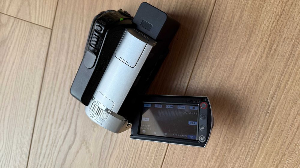 Kamera Sony DCR-sr35 z funkcja NightShot - noktowizor