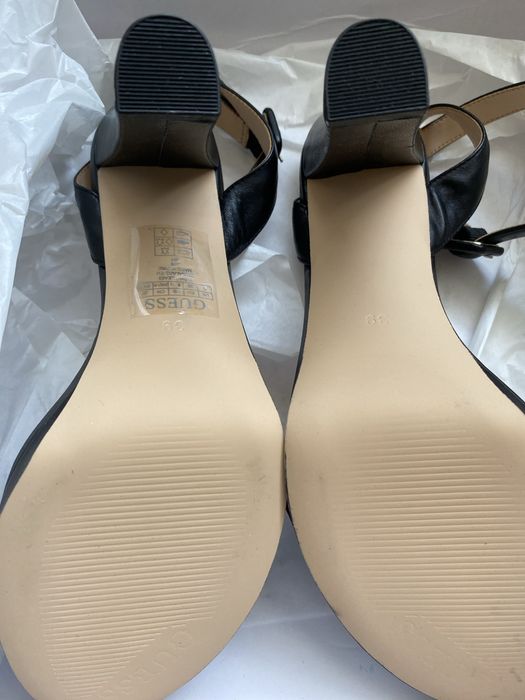 Sndały Guess r 39