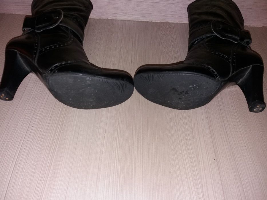 Sprzedam ładne buty DAMSKIE KOZACZKI SKÓRZANE CZARNE, rozm. 37