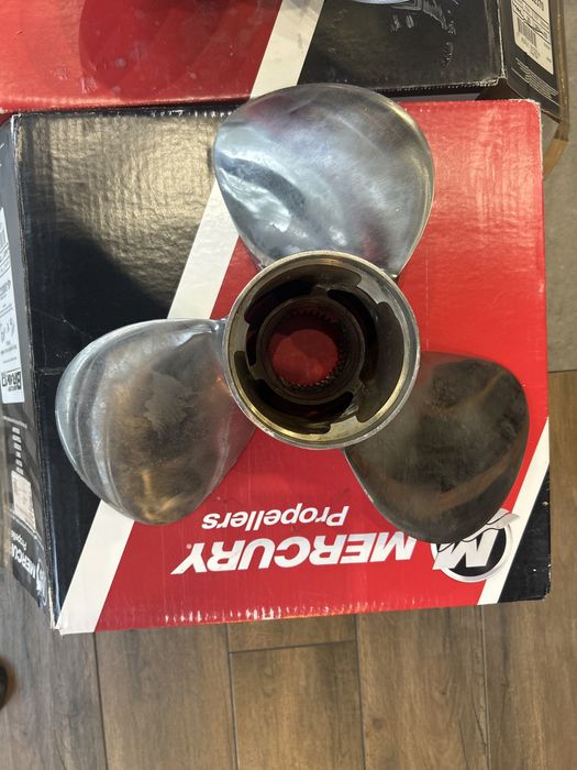 Śruby napędowe MerCruiser Bravo 3