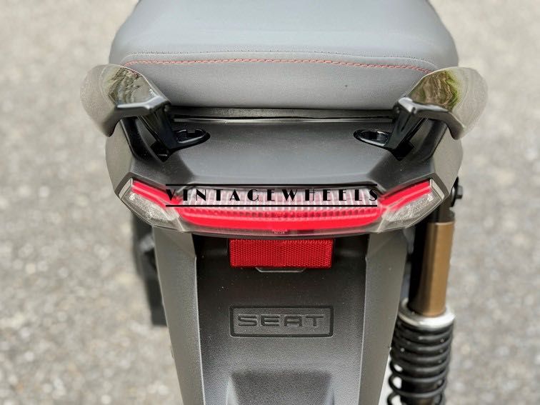 SEAT MÓ 125 – 2024 – Apenas 1.400 km – Scooter Elétrica