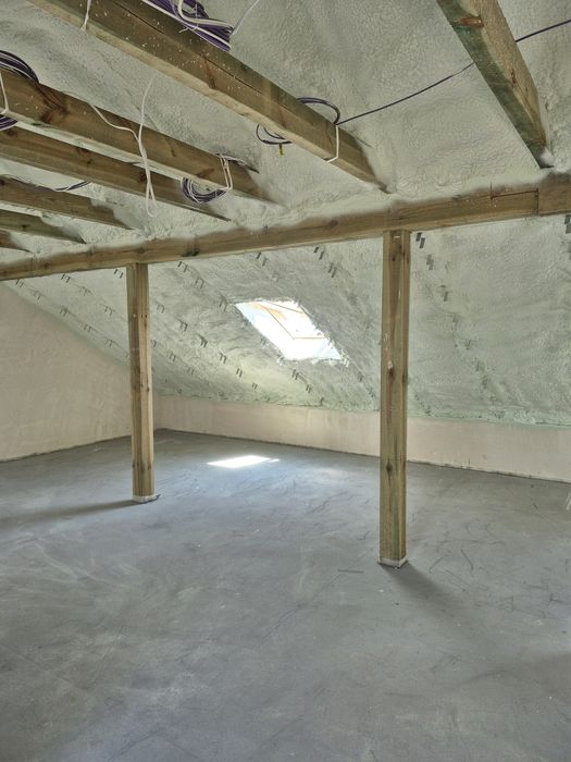 65zlm2 Ocieplanie pianką poddasza dachy chłodni ocieplenie pianką