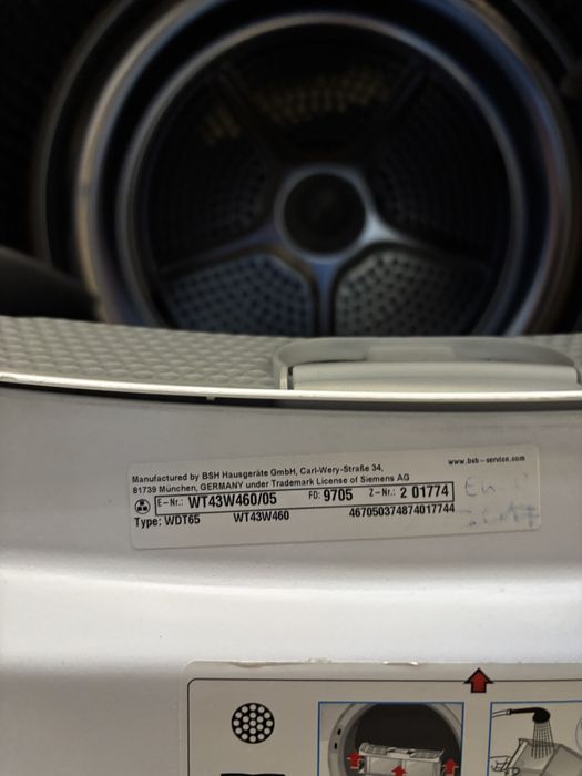 Сушильна машина Siemens JQ500, WT43W460