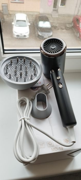 Могутній Іонний Фен CRASTS з дифузором Європейського стандарту