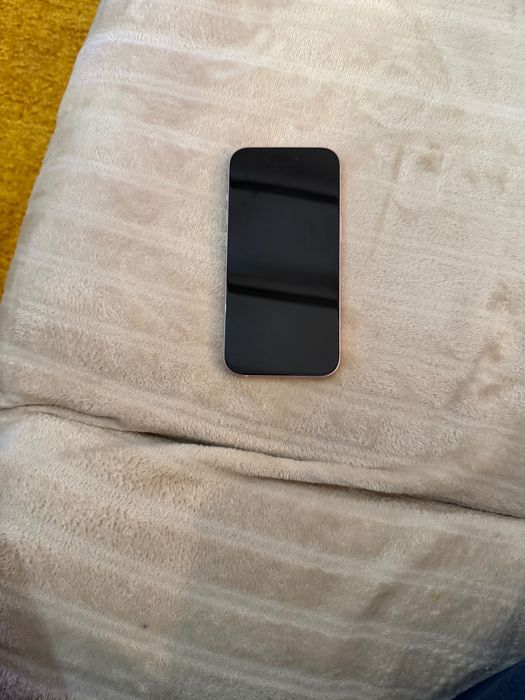 iPhone 15 128gb pink Novo