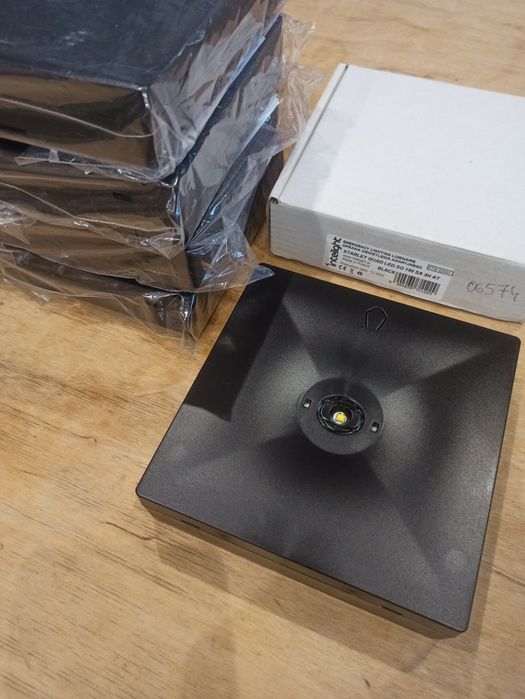 Intelight Starlet Quad LED SO 150 SA 3H AT